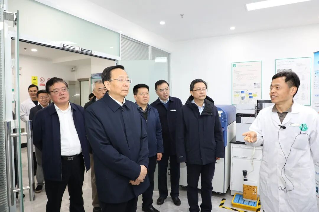 省人大常委会副主任夏心旻来我厅调研